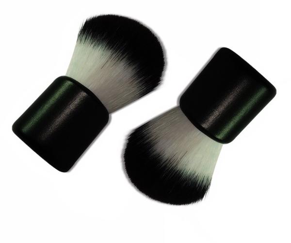Soft And Cruelty Free Hair Designed Mini Powder Brush For Face Makeup