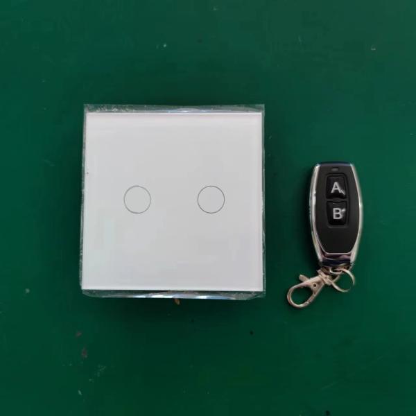 EU Market 3Gang Remote Control Light Switch 5-60Feet Distance Range With Tempered Glass Panel