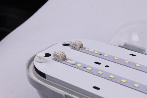 IP65 36W LED Tri-Proof For Supermaket Metro By China Supplier CE ROHS Certificate