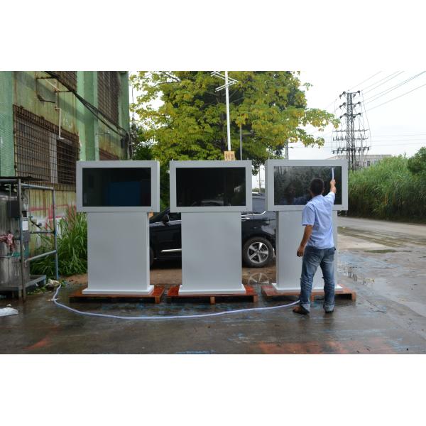 Waterproof Windows I3 I5 Commercial Digital Signage Free Standing For Golf Course