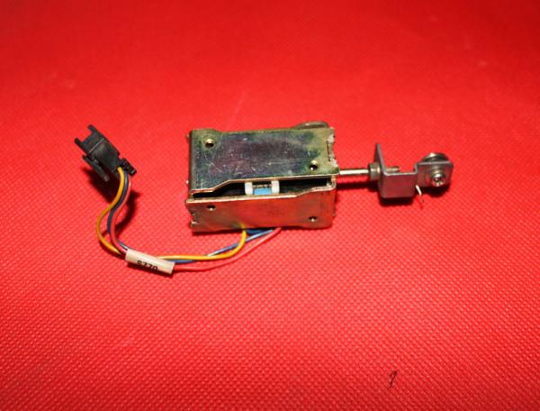 Fuji Frontier 350/370/355375 Minilab Spare Part Solenoid Valve 107H0041 Used