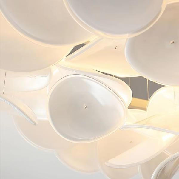 Nordic Simple Light Francesa Salón de estar Dormitorio Techo de luz Crema moderna Personalidad creativa Hoja de loto Diseñador de luz de habitación