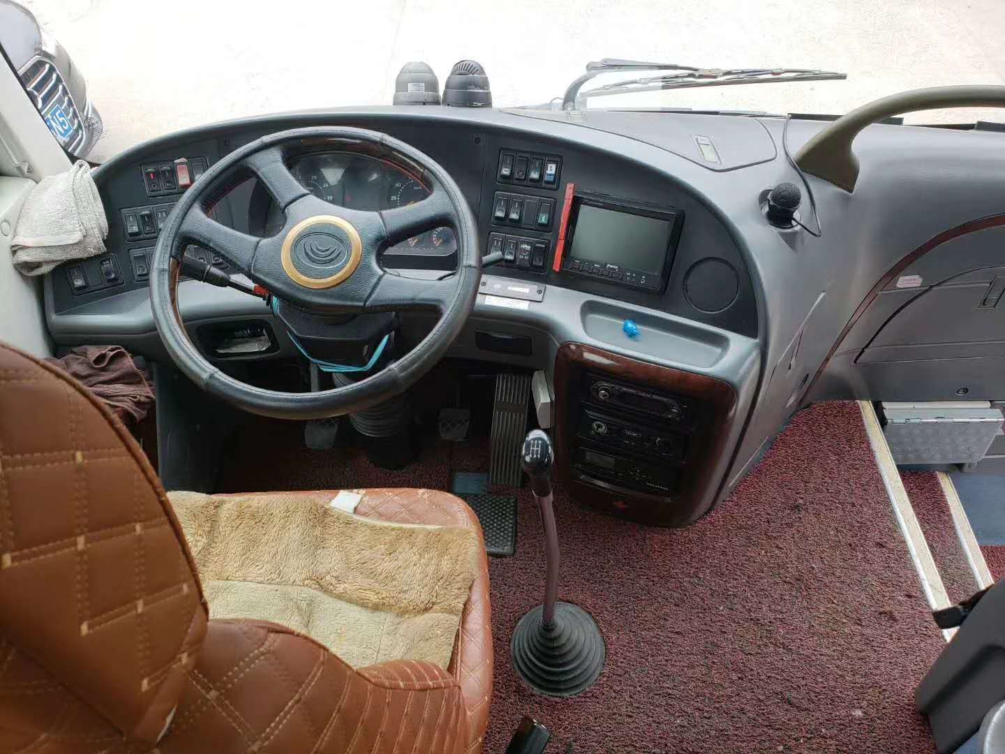 Автобус тренера евро в 9 метров в используемый, 41 автобус мест подержанный и тренеры для Пассангер