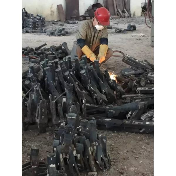 Китайский завод поставщик широкие и разрывные рот тип строительных машин части экскаватора ведра зубы/кончики/точка зуба 2713Y1217