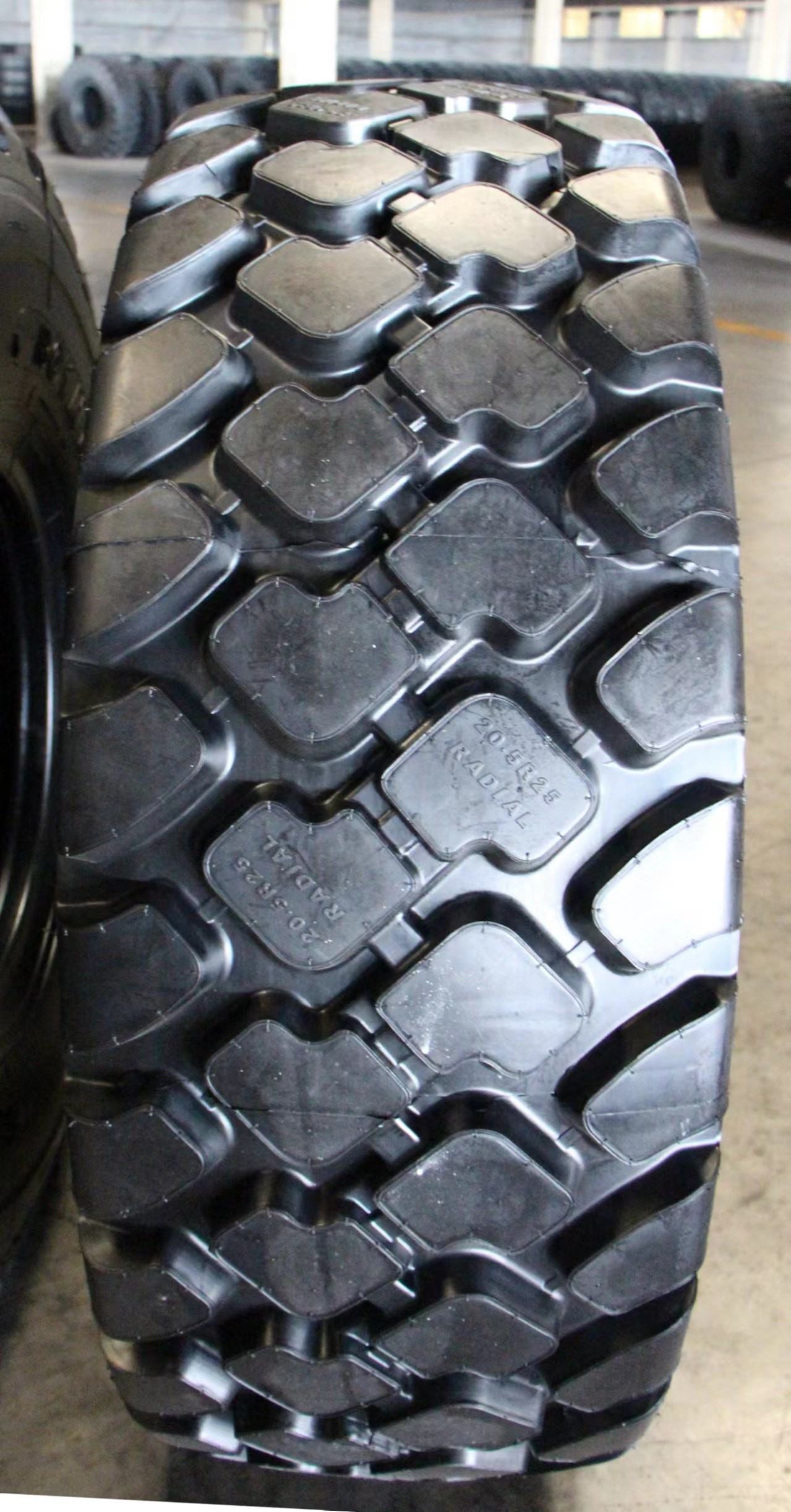TRUCK TIRES ALL STEEL OTR RADIAL TYRE SERIES15.5R25 17.5R 25 20.5R25 23.5R25 29.5R25
