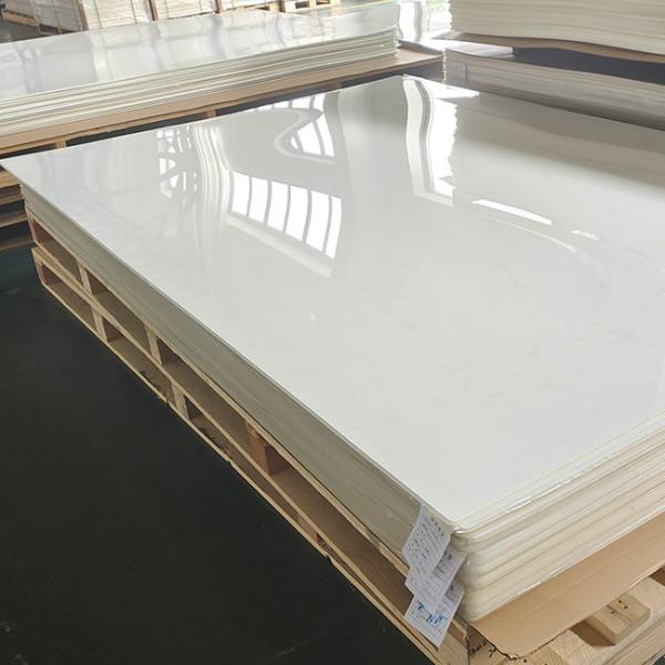 O acrílico de alto brilho cobre o painel de parede 7mm do chuveiro dos painéis da bordadura da banheira
