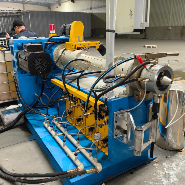 Type 90 Pin-type Rubber Extruder, Cold Feeding, Low Energy Consumption, Worry-free After-sales Service.