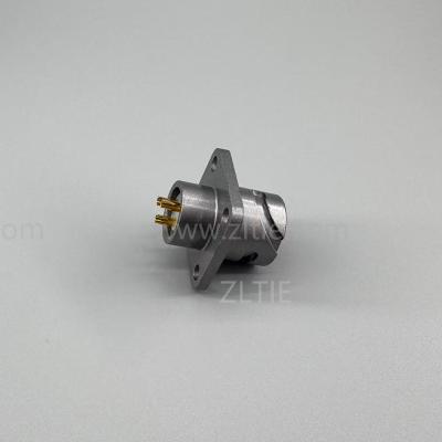 FQ14 Series 3-Pin Square Flange Male Socket