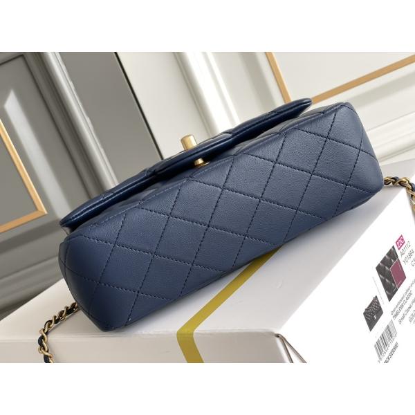 Petits cuir de vachette et or granuleux Tone Metal de Chanel Branded Ladies Handbag Caviar