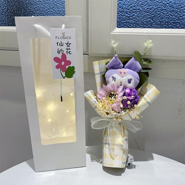 Valentine's Day and Mid-Autumn Festival gifts: Kuromi dolls, bouquets of roses, soap, flowers, sunflowers, and Christmas gifts