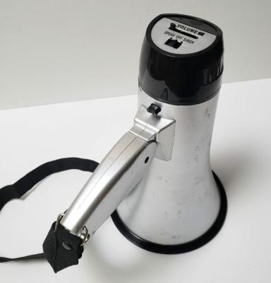 Lithium Battery Operated Bullhorn Bullhorn 20W 1 Channel Small Plastic Cheer Megaphones