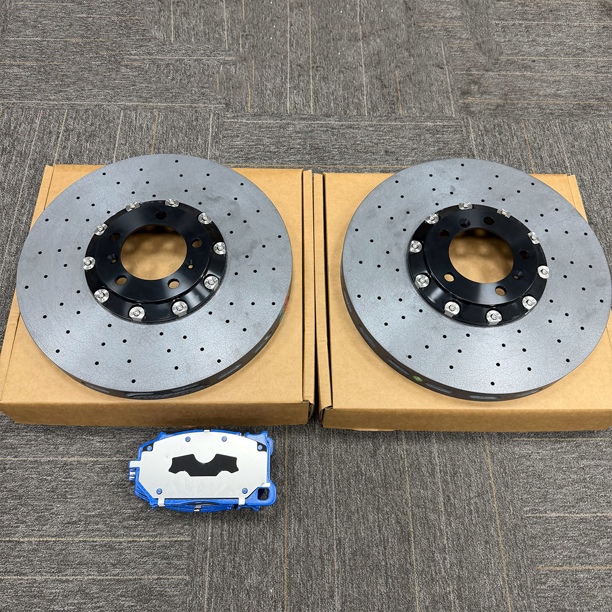 For BMW M5 F90 OEM 34117991101 34117991102 Auto Brake Disc Carbon Ceramic Brake Discs 