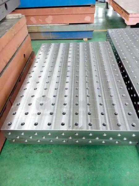 28 series industrial welding platform featuring precision-ground steel surface