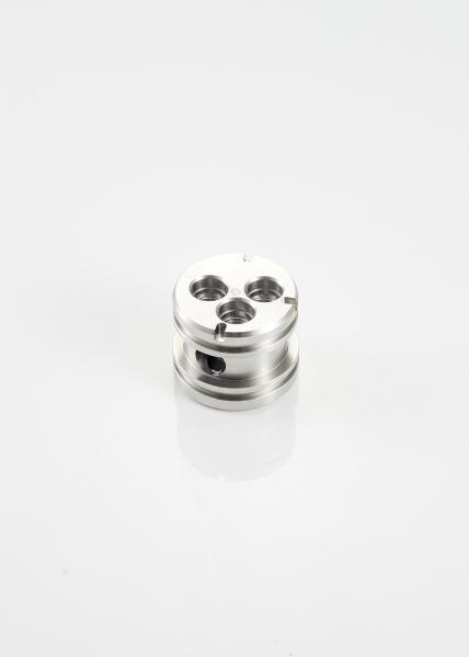ISO9001 D28mm Aluminium Casting Parts High Precision Machined  For Tap