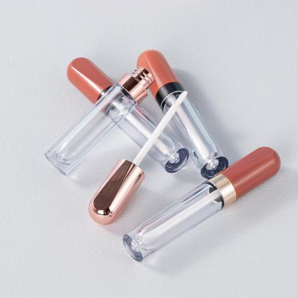 El color del anillo de electroplacado de plástico redondo 4.5ml tubo de esmalte labial se puede personalizar
