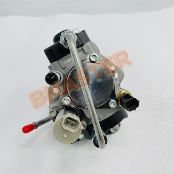 Denso HP3 Common Rail Fuel Injection Pump With 1800bar Injection Pressure For YD25 Engine And 6 Months Warranty