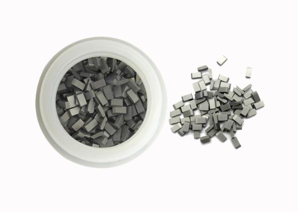 High Tensile Strength TCT Saw Blade Tips / Cemented Carbide Tips OEM Accepted