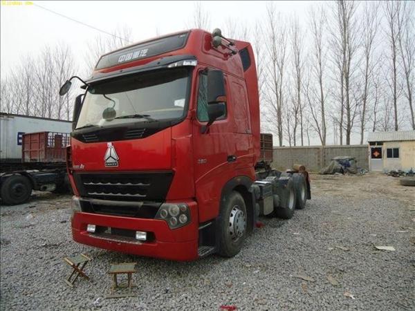 HOWO 351 to 450hp TRACTOR TRUCK / PRIME MOVER 6x4 drive with 50# or 90# fifth wheel