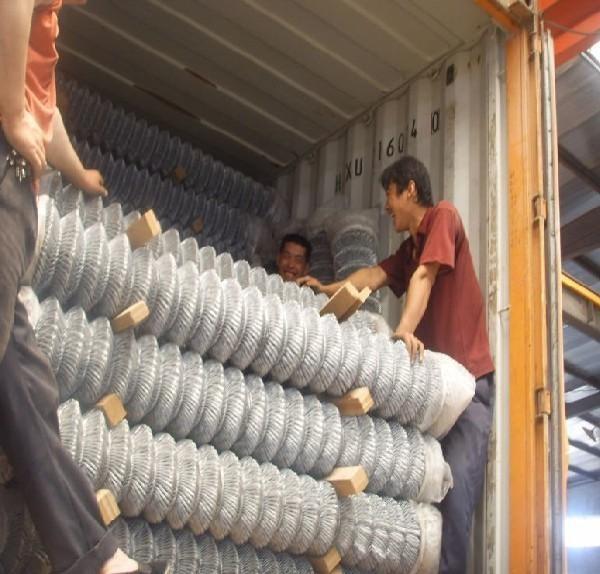 china seller,chain link gate,fence parts,dog fence,galvanized chain link fence