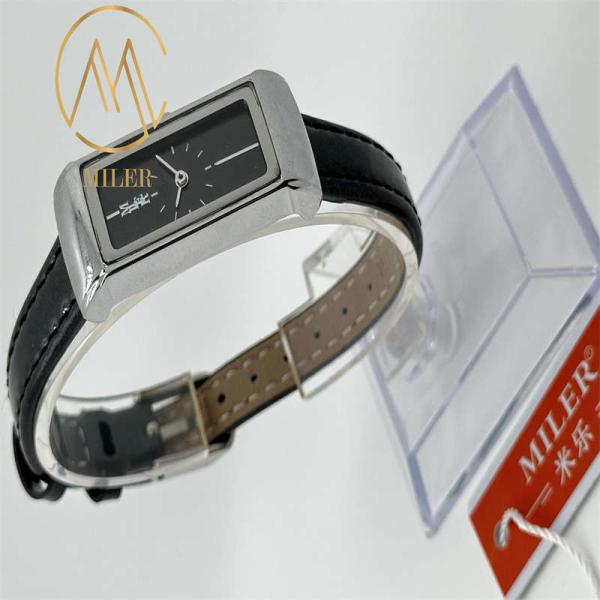 Impression au laser de logo en cuir courroie de quartz montre à 30 mètres étanche