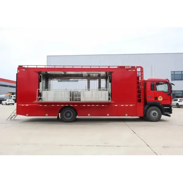 Customizing Food Cooking Truck 4X2 (150-200 Person Food Service Mobile Kitchen)
