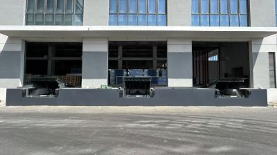 Industrial Warehouse Telescopic Hydraulic Dock Leveler