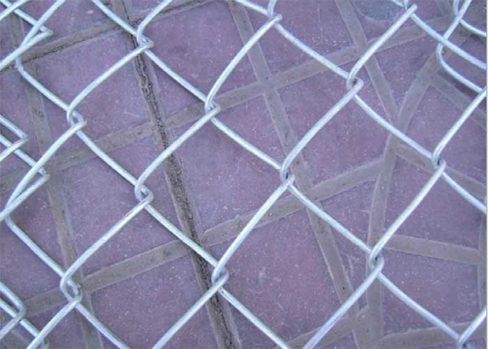 PVC покрыл сетку диаманта загородка 50*50mm циклона 8 Ft