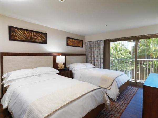 Bandung holiday hotel bedroom suite furniture of fabric pad headboard with in wall wardrobe closet and hotel sofa