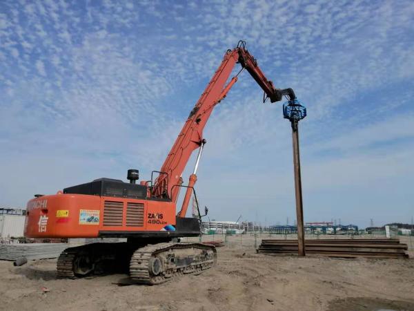28-35 motorista de Ton Excavator Mounted Sheet Pile pilha de folha do martelo do Vibro de 2650 quilogramas