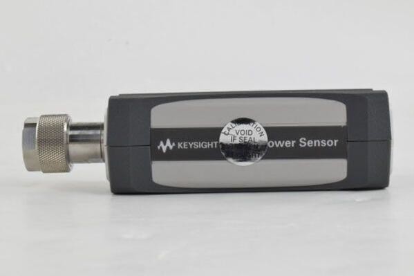 Used Portable U2021XA 50 MHz to 18 GHz X-Series USB Peak Average Power Sensor with USB Connectivity