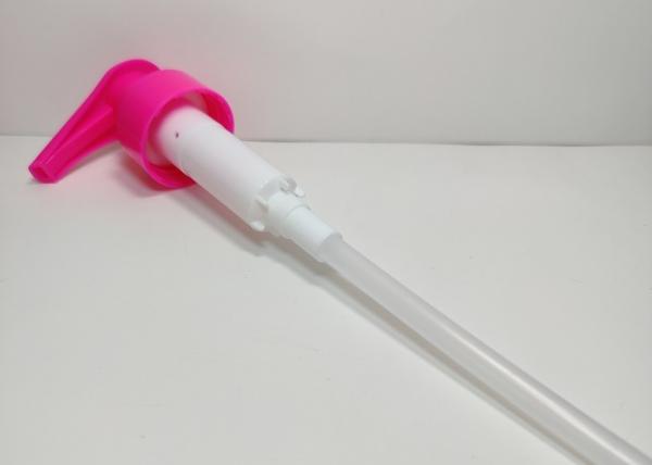 Pompes à lotion en plastique durable de haute qualité 24/28 mm avec serrure à vis pour la lotion