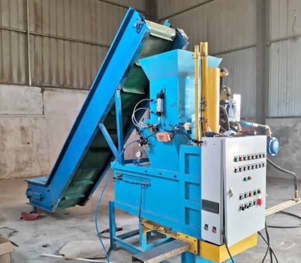 20HP Diesel Engine Hydraulic Press Baler Machine for Bagging Bale Hay Rice Wheat Straw