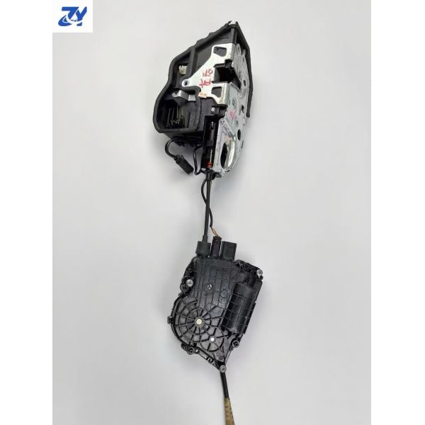 Suitable for Rolls-Royce Dawn Ghost original high-quality second-hand front and rear door lock block locking system