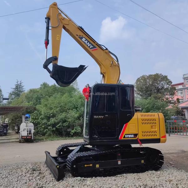 Haute efficacité de travail utilisée Sany Excavator SY95C avec pompe hydraulique originale 9000 KG