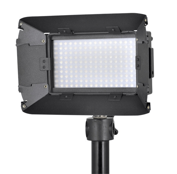 High Brightness Led Camera Lights With Barndoors / Lcd Touch Screen