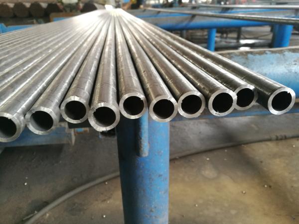 0.25mm - 2.5mm High Frequency Welded Pipe Q195 / Q235 Material Custom Shape