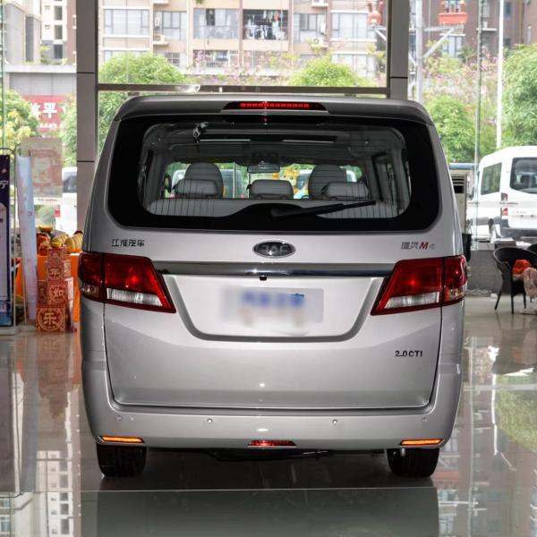 Сделанный в 2022 году JAC M4 2.0L СНГ Электрическое рулевое управление Евро VI Средне-Большой MPV 4 двери 7 мест