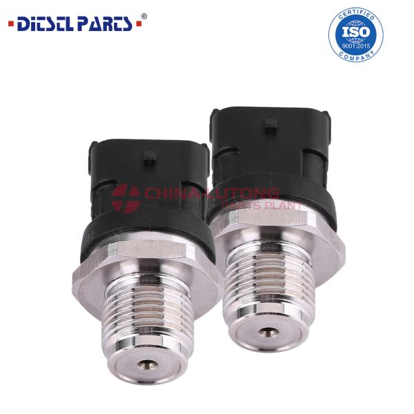fuel rail pressure sensor euro car parts 68002436AB for fuel pressure sensor xc90
