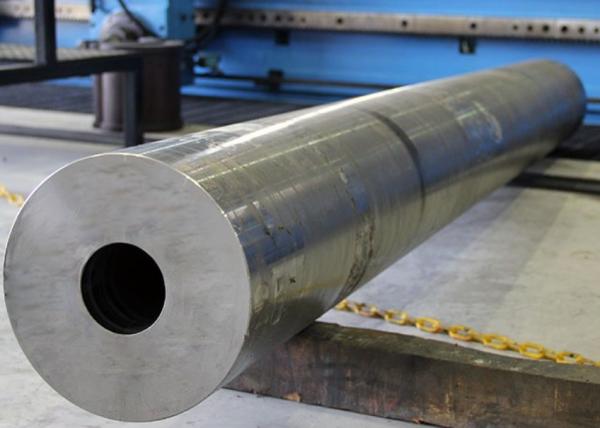 Custom Oil Well Drilling Tools Hollow Bar Forging High Temperature Resistance