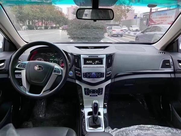 2019 BYD E5 450 400KM EV Car 0KM for Resell Top Speed 130KM/h 4 Door 5Seats Very Stock