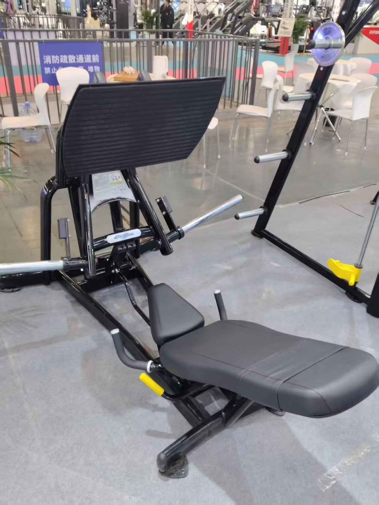 XS05 Leg Press Machine | Commercial Plate Loaded Lower Body Gym Equipment for Strength Training