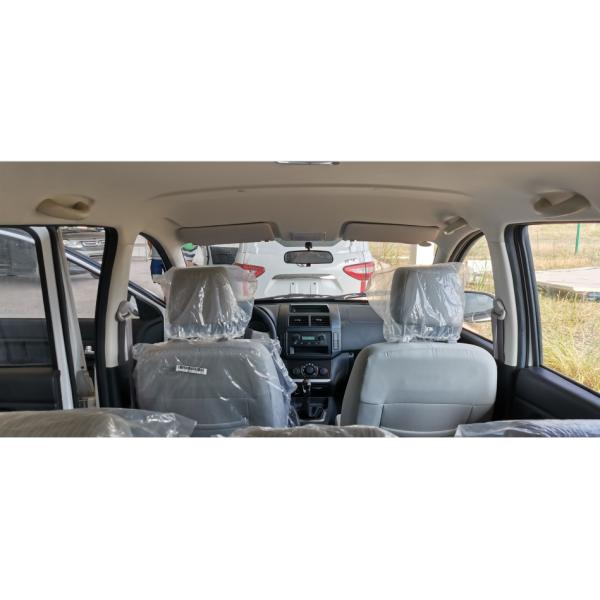 Корабли шестерни коммерчески MPV LHD 1.5L Нефти Van Макс 155kmh 5MT