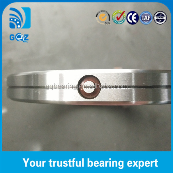 Precision Cross Roller Slewing Bearing with 5000 Nm Moment Rating Chrome Steel P5 P6 Precision