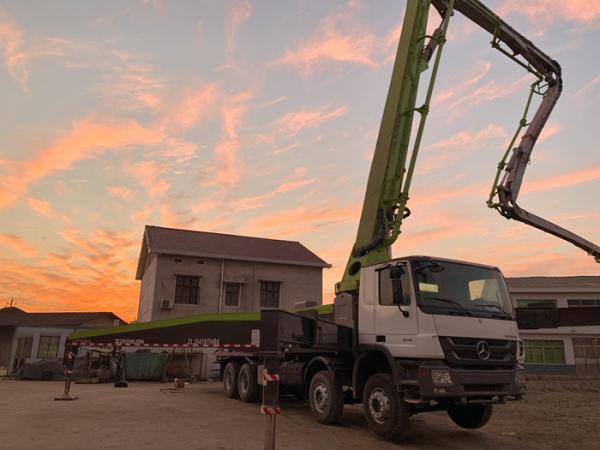 Bomba concreta Zoomlion 62M With Mercedes Benz do equipamento da construção
