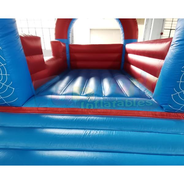 Раздувной товарный сорт дома прыжка человека паука скача