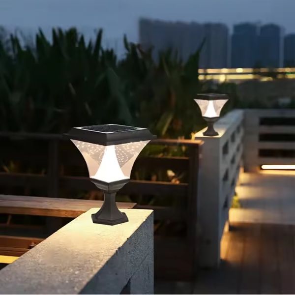 LED Solar Pillar Light With Smart Light Sensor Weather-Resistant Design for Villa Courtyard Driveway Pillars