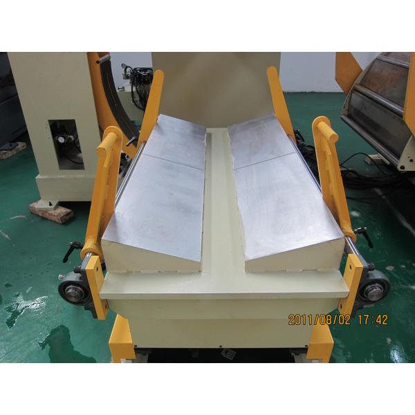 Автоматическая катушка 3 участков обрабатывая фидер сервопривода для автозапчастей штемпелюя технологическую линию катушки