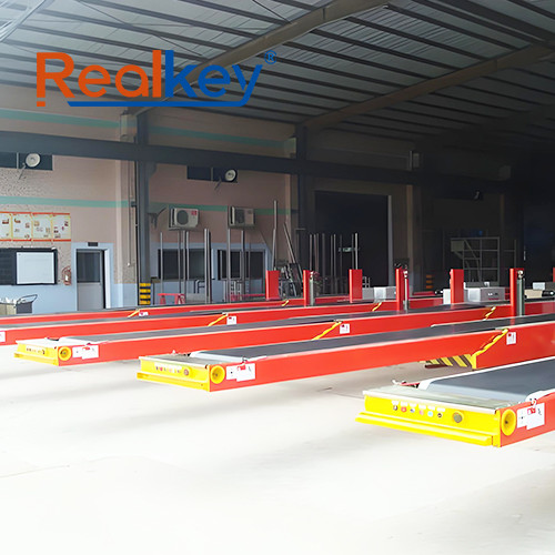 Four / Five Sections Telescopic Belt Conveyor High Modularity Long Service Life