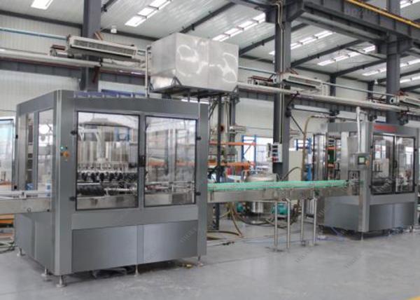 Plastic PET Bottle Beverage Filling Machine , Carbonated Beverage Filler CE Certificated