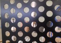 Panneaux métalliques perforés en aluminium sur mesure pour la décoration murale extérieure